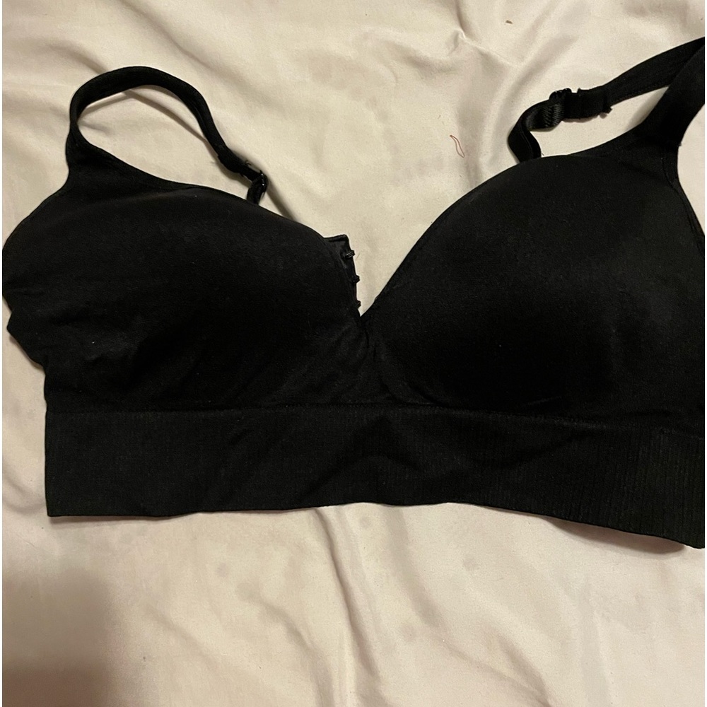 Black adjustable bra